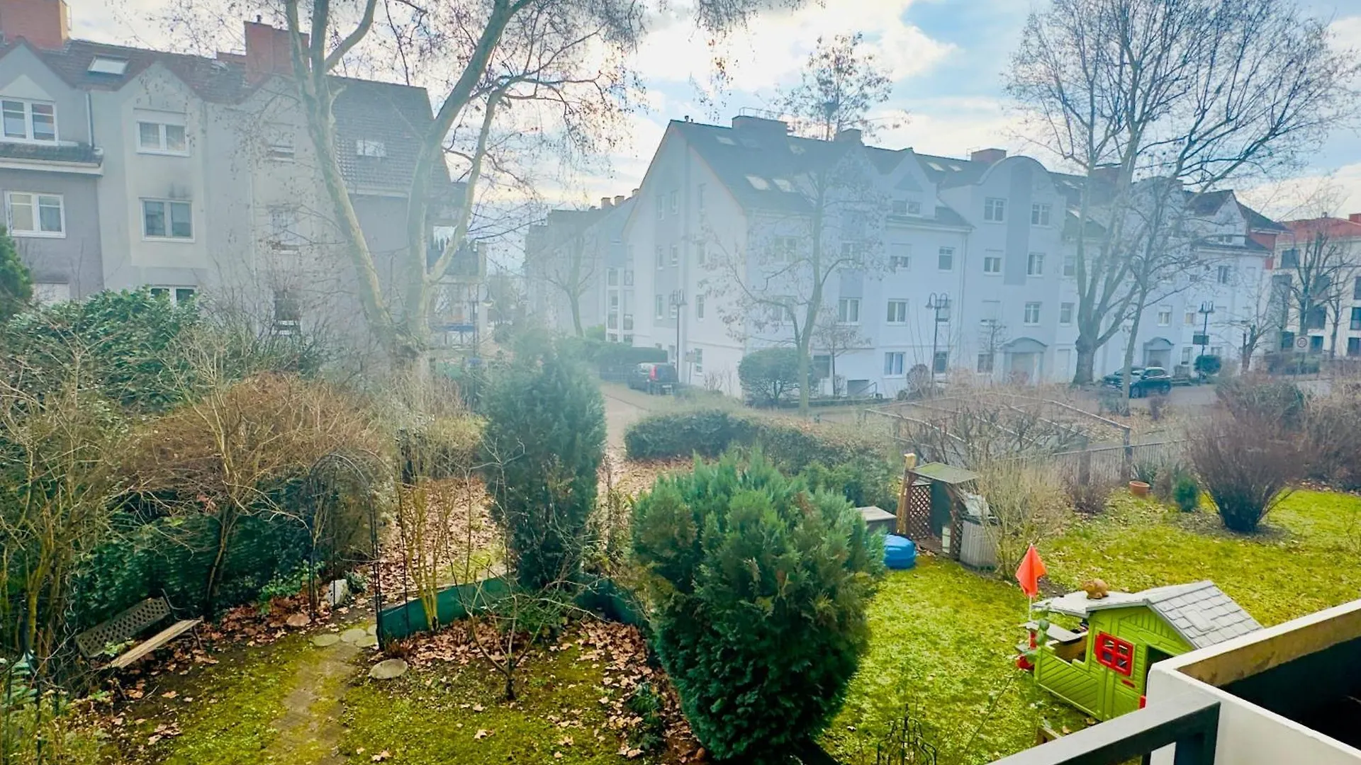 Apartment Modern Moeblierte Wohnung In Zentraler Lage Frankfurt am Main